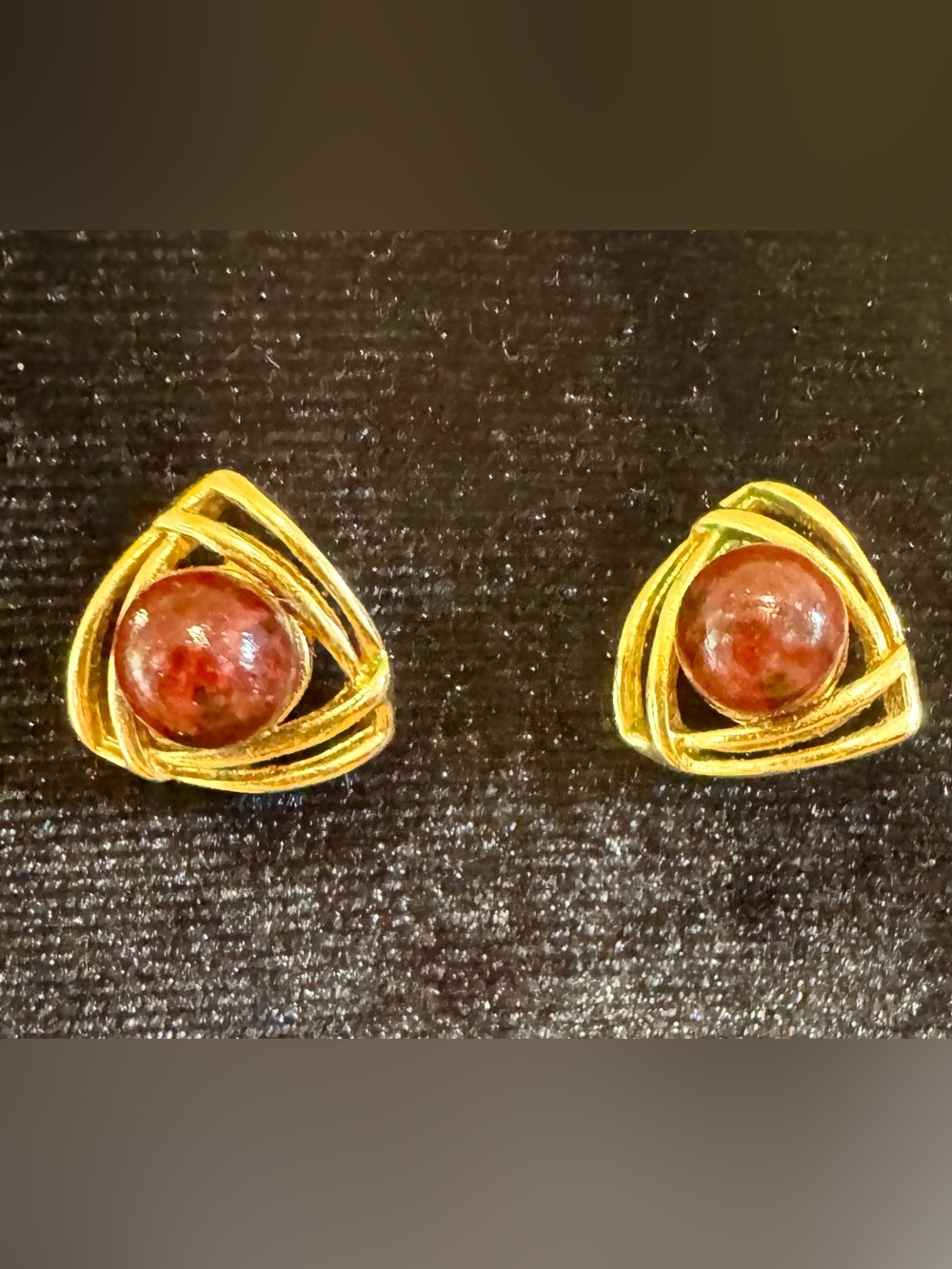 Vintage Gold Tone Red Stone Stud Earrings - Elegant Women's Jewelry